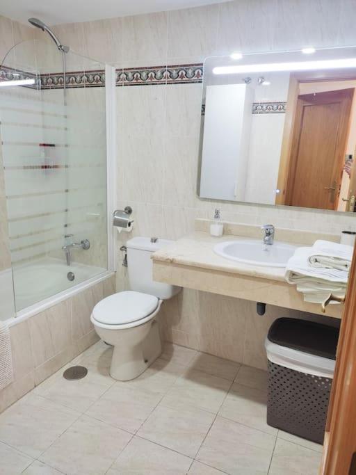 Apartamento Renovado En El Centro De Benalmádena Buitenkant foto
