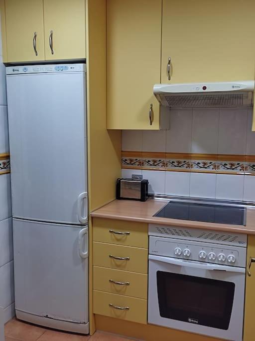 Apartamento Renovado En El Centro De Benalmádena Buitenkant foto